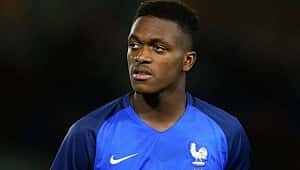 Dortmund Paris'ten genç ismi kadrosuna kattı