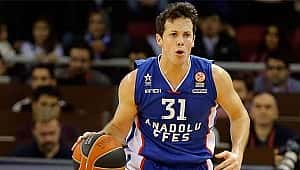 Efes'in yıldızı Barcelona Lassa'da