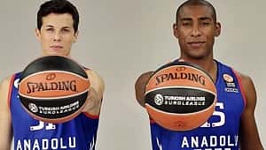 Efes'ten ayrıldı Barcelona'ya gitti