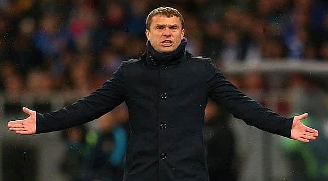 Eski Fenerbahçeli Rebrov, Dinamo Kiev'den ayrıldı