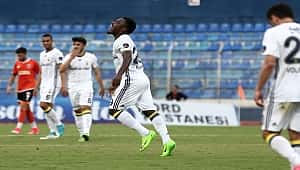 Fenerbahçe'de kapanış Emenike'den