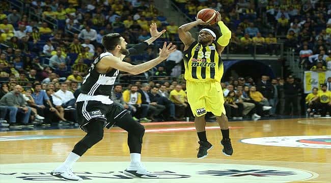 Fenerbahçe final serisine galibiyetle başladı