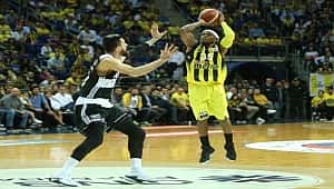 Fenerbahçe final serisine galibiyetle başladı