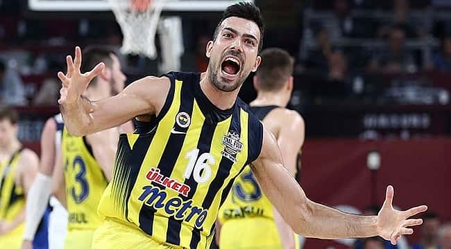 Fenerbahçe Kulübü Sloukas'ı resmen açıkladı