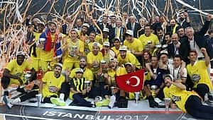 Fenerbahçe milli oyuncuyla sözleşme yeniledi