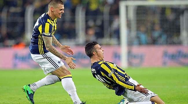 Fenerbahçe'ye dev forma sponsoru