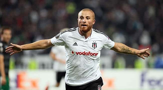 Gökhan Töre Çin'de vitrine çıkacak