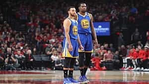 Golden State şampiyonluk için sahada