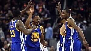 Golden State Warriors 3'ledi