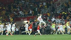 Göztepe 14 yıl sonra Süper Lig'de