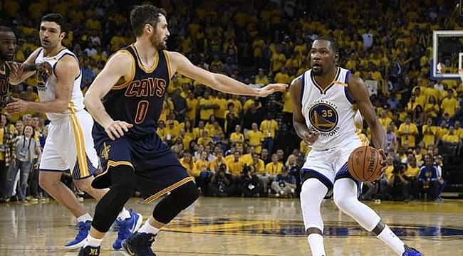 LeBron James'e rağmen ilk raund Golden State'in