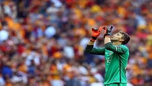 Özbek: Muslera kalacak