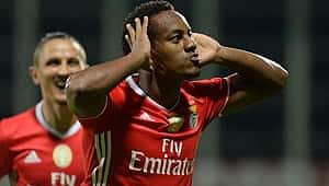 Talisca gidiyor Carrillo geliyor