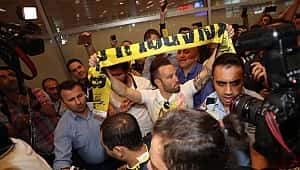 Valbuena'dan taraftarlara Türkçe teşekkkür
