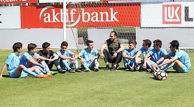Yusuf Yazıcı: Tek aşkım futbol topu