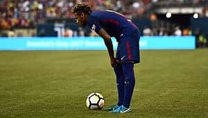 Barcelona, Juventus'u Neymar ile devirdi!