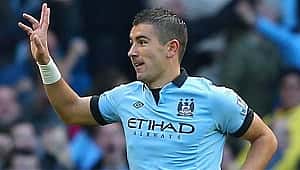 Beşiktaş Kolarov'la anlaştı