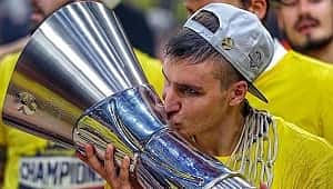 Fenerbahçe'den ayrılık açıklaması ve teşekkür