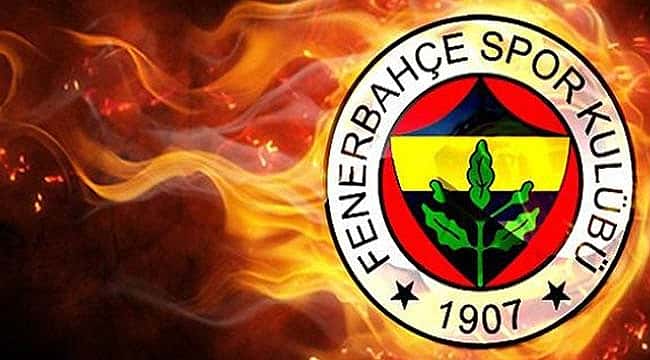Fenerbahçe formalarını tanıtılıyor