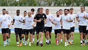Galatasaray ikinci maçını yapıyor