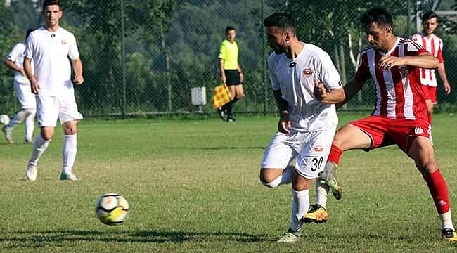 Sivasspor, Adanaspor'u 2-1'le geçti