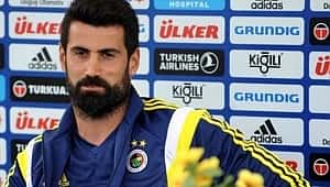 Volkan imzayı attı