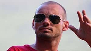 Sneijder nereye koşuyor?