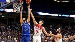 12 Dev Adam İsrail'i devirdi