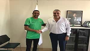 Akhisar'a Brezilyalı orta saha