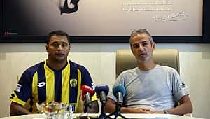 Ankaragücü Doka'yı renklerine bağladı