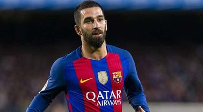 Arda Turan geri döndü