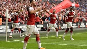 Arsenal Chelsea'yi penaltılarla geçti