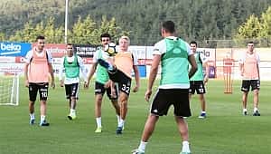 Beşiktaş 4 isme kapıyı gösterdi