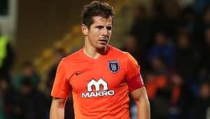 Emre Belözoğlu Sevilla taraftarlarını hayran bıraktı!