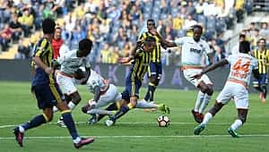 Fenerbahçe'den Robin van Persie kararı