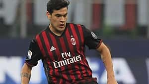 Gustavo Gomez ve Sosa'da hareketli saatler