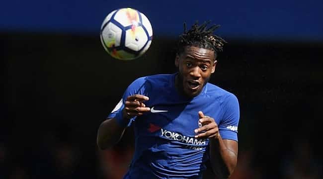 Lille Batshuayi'nin peşinde