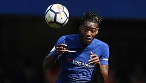 Lille Batshuayi'nin peşinde 