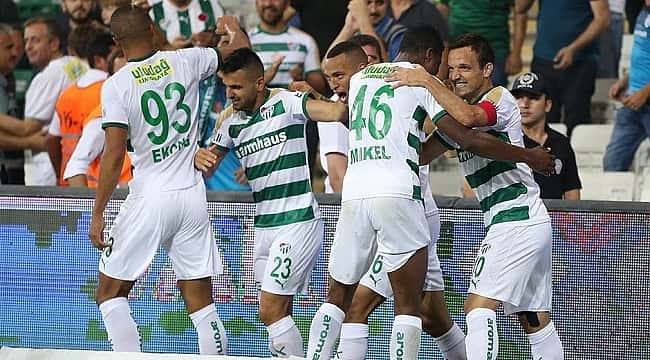 Bursaspor ikinci yarı açıldı