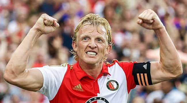 Dirk Kuyt, Van Persie'yi hedef aldı