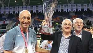 Fenerbahçe Asbaşkanı Hakan Dinçay vefat etti