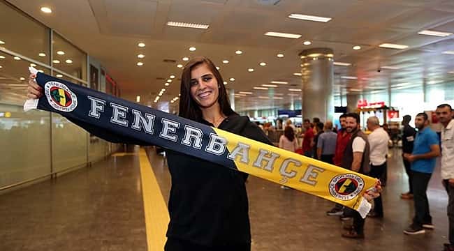 Fenerbahçe'nin yeni yıldızı geldi