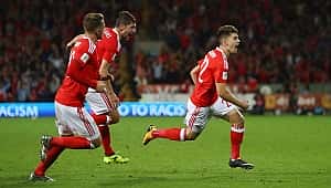 17 yaşındaki Woodburn Galler'i uçurdu