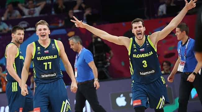 İlk finalist Slovenya