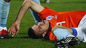 Robin van Persie yine sakatlandı