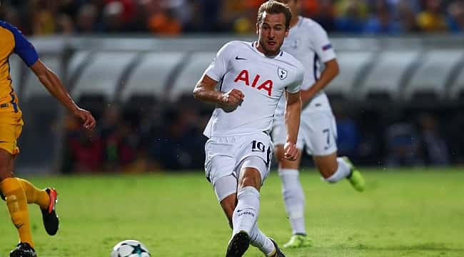 Tottenham, APOEL'e acımadı!