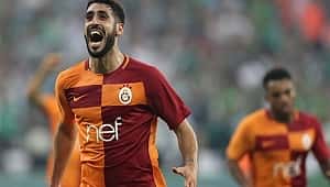 Galatasaray'dan ayrıldı, Fenerbahçe'ye imza attı