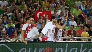 12 Dev Adam Slovenya'dan galibiyetle dönüyor: 86-77