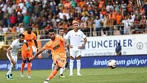 Alanyaspor Akhisarspor'u 2-1'le geçti