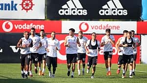 Beşiktaş'ta sürpriz santrfor hamlesi